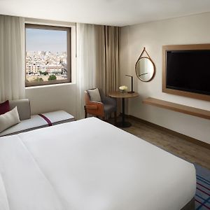 Standard King Room City View